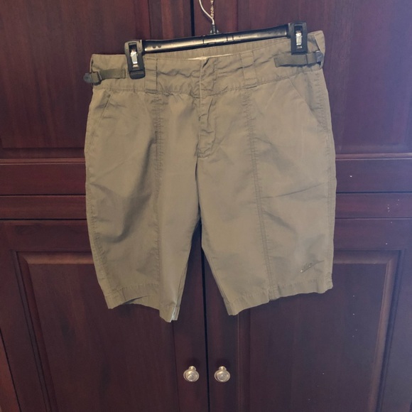 Nike shorts - Picture 1 of 2